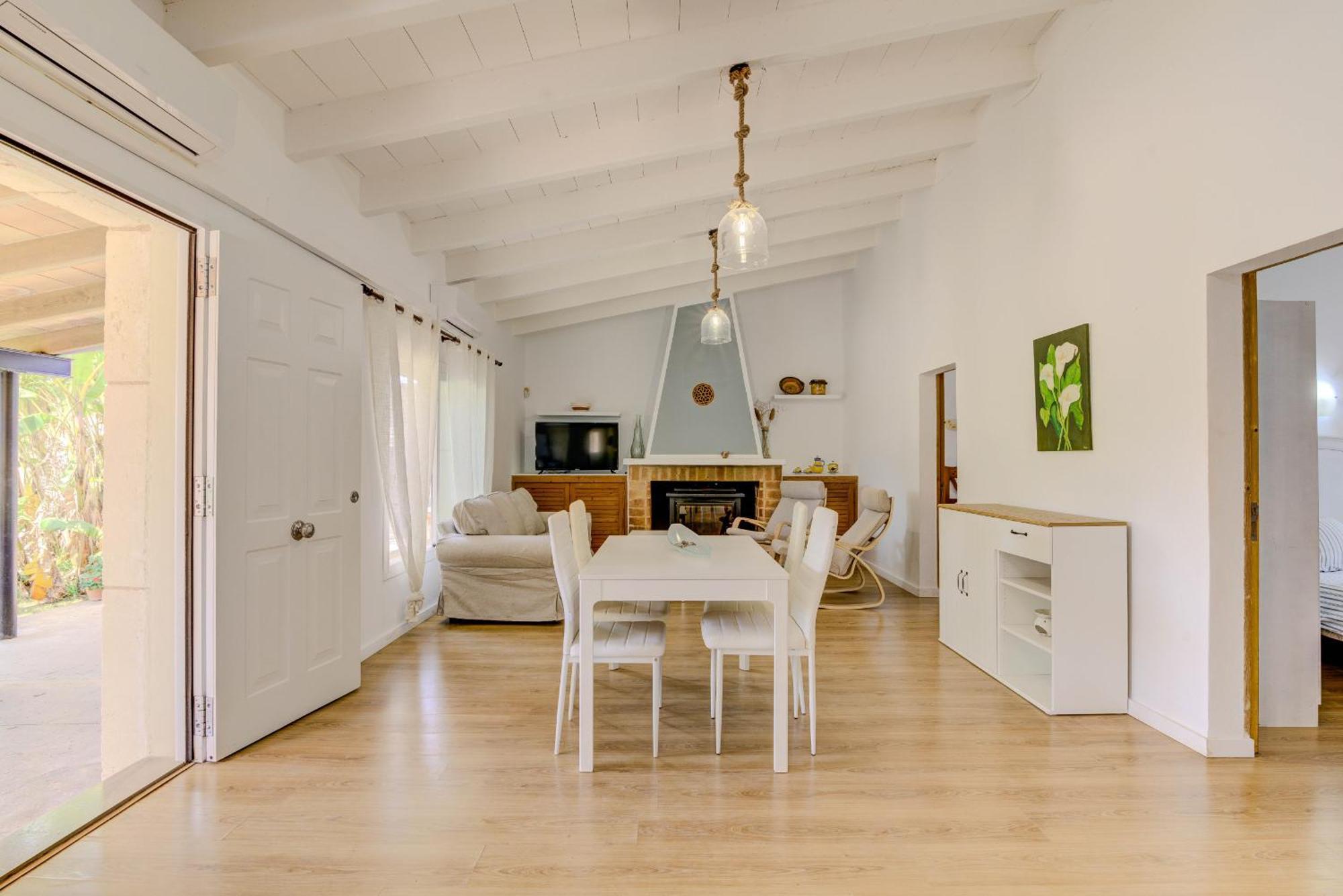 Ca'n Amer By Rentallorca Landhaus *